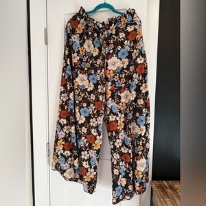Floral Wide-Leg Pants